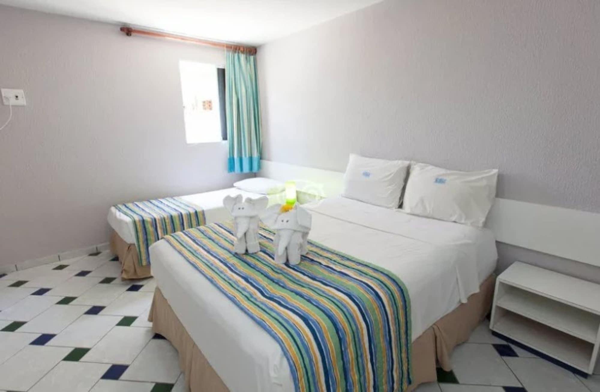 Hotel Enseada Dos Corais Кабу-ді-Санту-Агостінью Екстер'єр фото