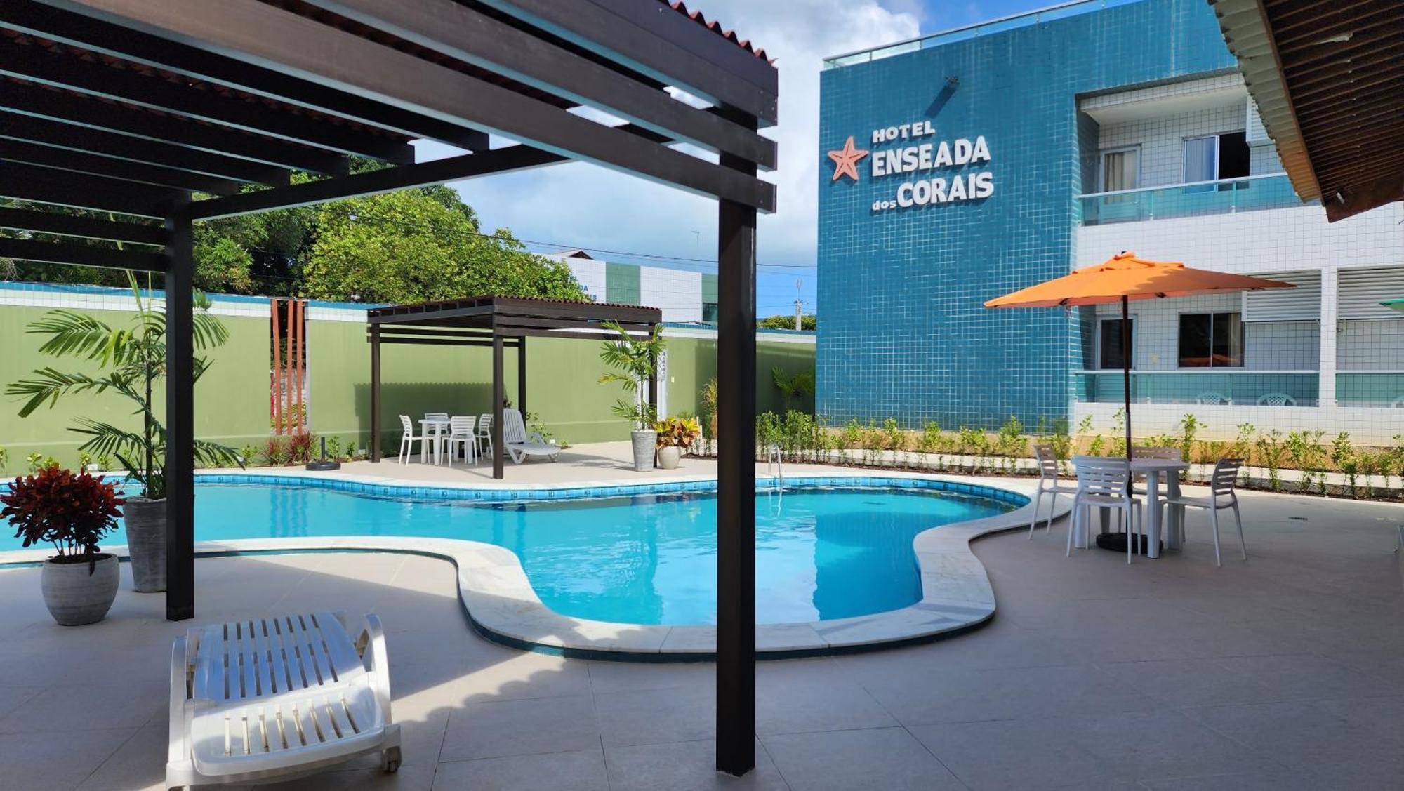Hotel Enseada Dos Corais Кабу-ді-Санту-Агостінью Екстер'єр фото