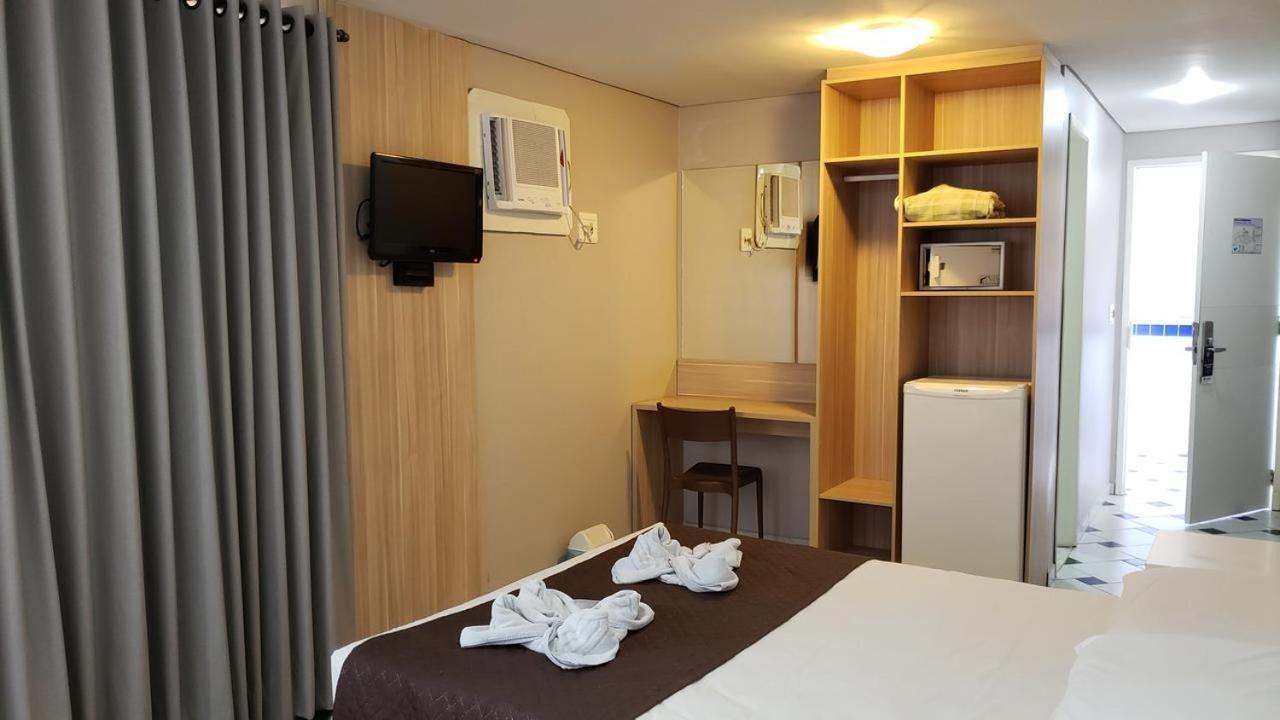 Hotel Enseada Dos Corais Кабу-ді-Санту-Агостінью Екстер'єр фото